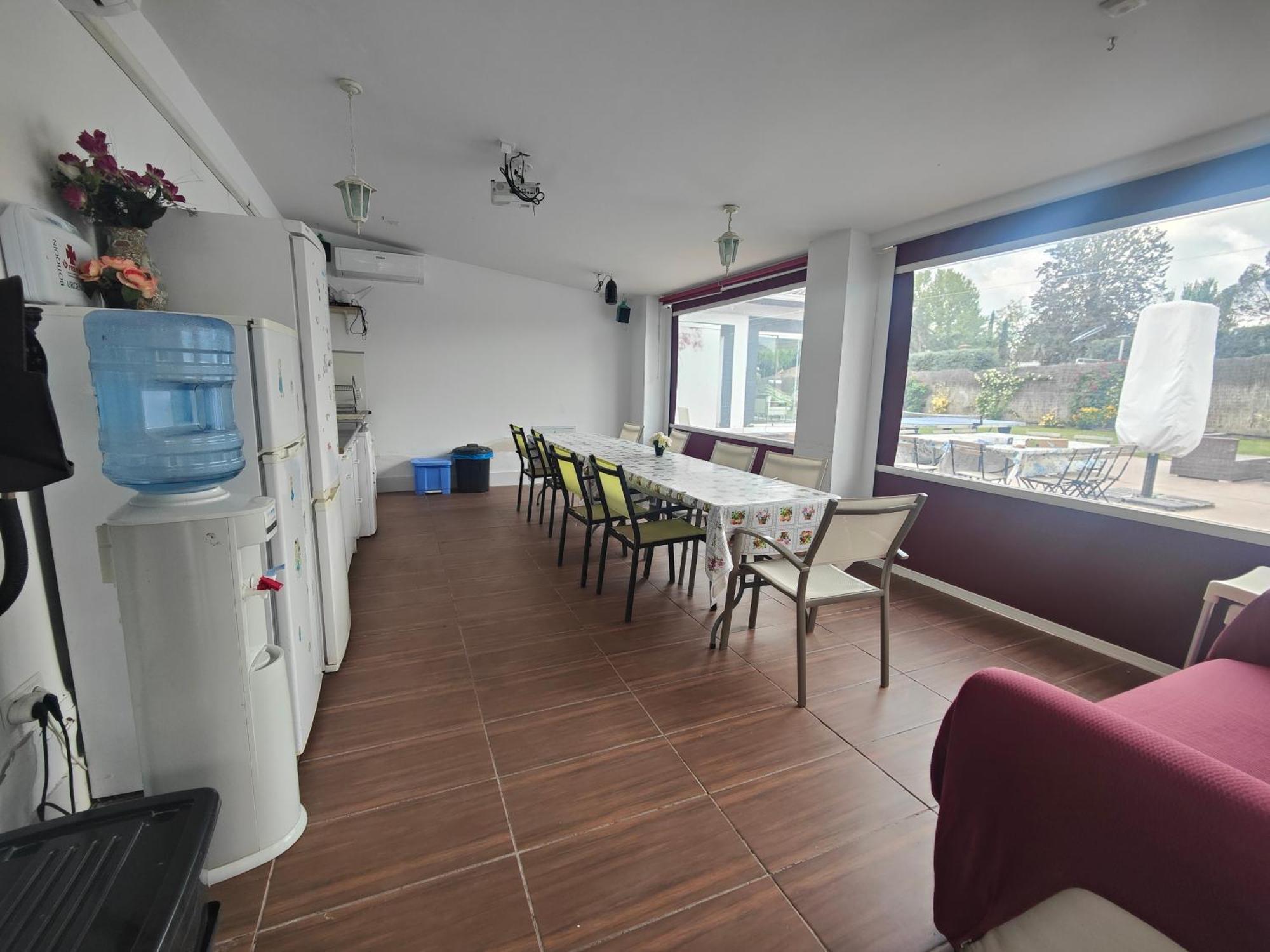 Chalet Con Piscina Y Jacuzzi En Madrid Alquila Habitaciones Algete エクステリア 写真
