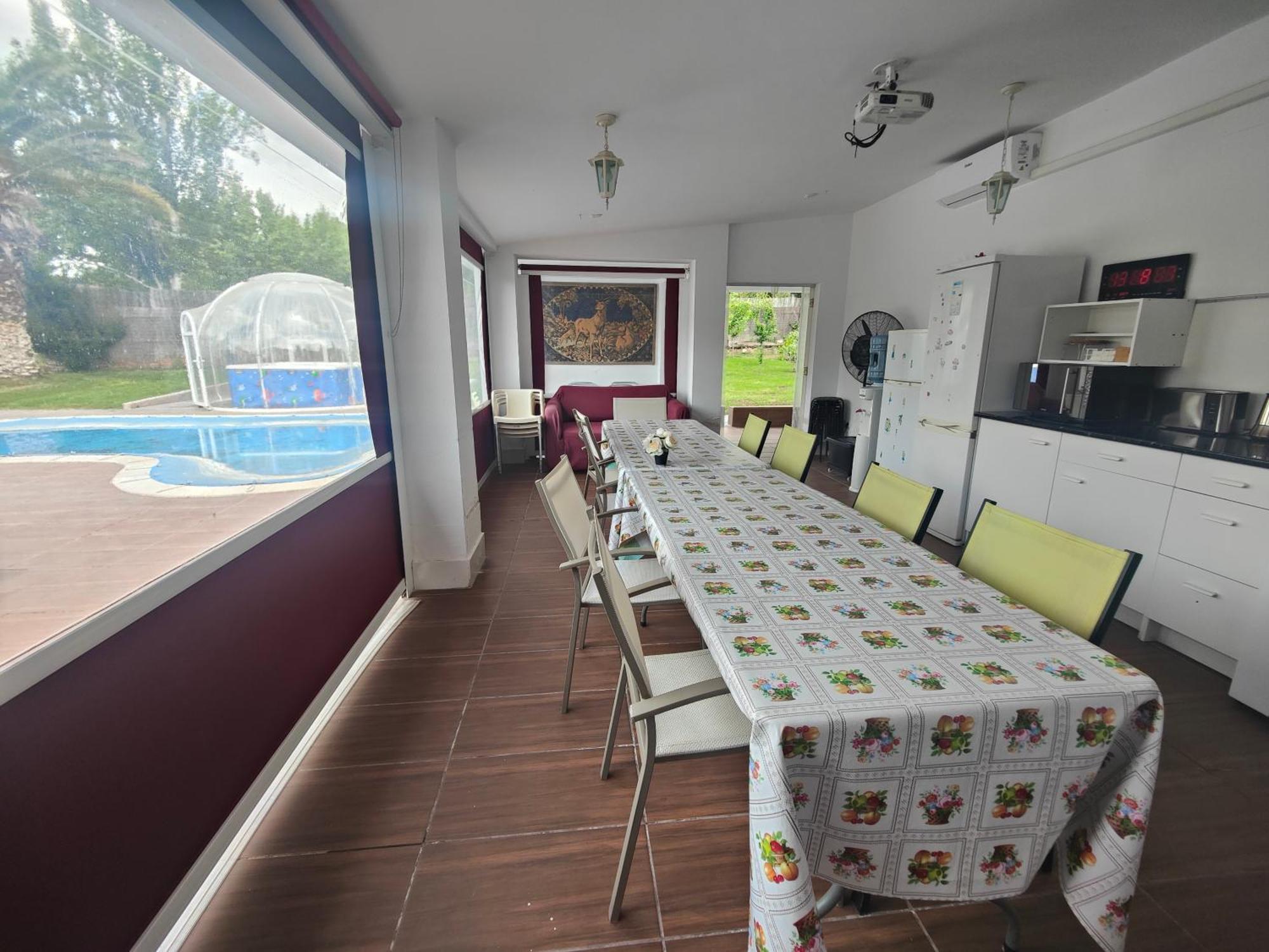 Chalet Con Piscina Y Jacuzzi En Madrid Alquila Habitaciones Algete エクステリア 写真
