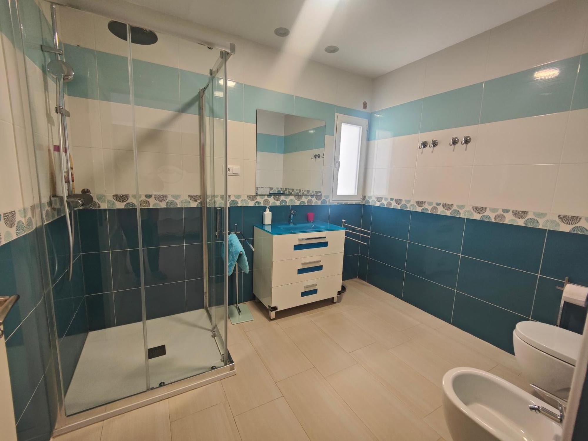 Chalet Con Piscina Y Jacuzzi En Madrid Alquila Habitaciones Algete エクステリア 写真