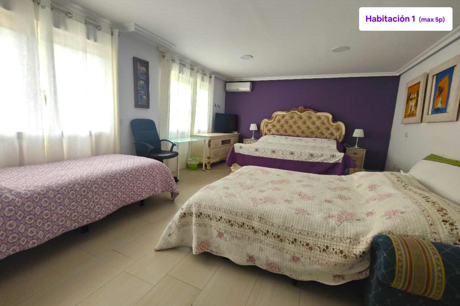 Chalet Con Piscina Y Jacuzzi En Madrid Alquila Habitaciones Algete エクステリア 写真